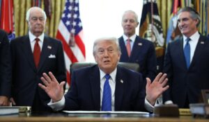 Trump cancels key Obama climate measure amid scientist backlash