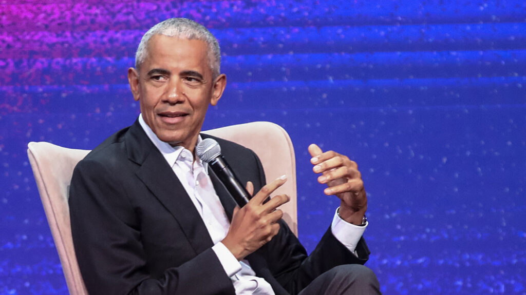 Obama slams Trump’s racist video as political discourse becomes “clown show”