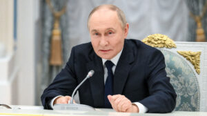 Putin warns adversaries on Ukraine war anniversary: “Enemy relies on terror”