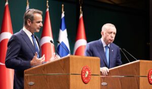 Turkey on Mitsotakis-Erdogan meeting: “All dimensions of Greek-Turkish relations will be examined”