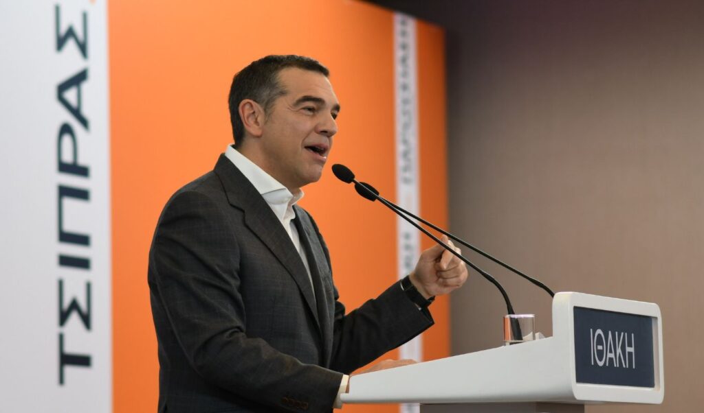 SYRIZA sees government plot against Alexis Tsipras amid Stournaras interview and Presidential Palace leaks