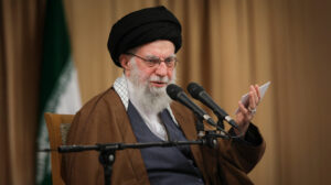 Israeli sources: Signs that Khamenei has been killed – Tehran denies
