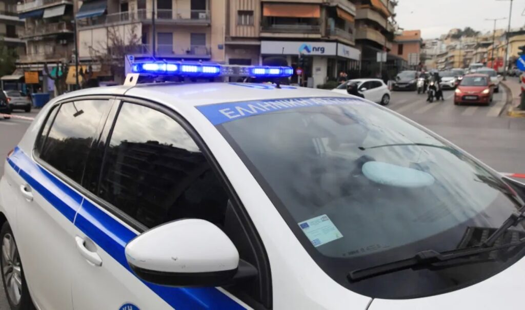 Shocking accident in Messolonghi: Car hits cyclist student