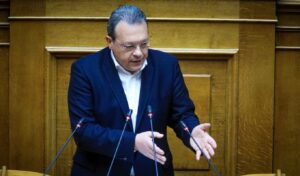 Why Socrates Famellos skips PASOK congress: SYRIZA sees cunning tactic by Androulakis