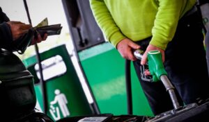 Fuel Pass: Who will be paid before Easter (Video)