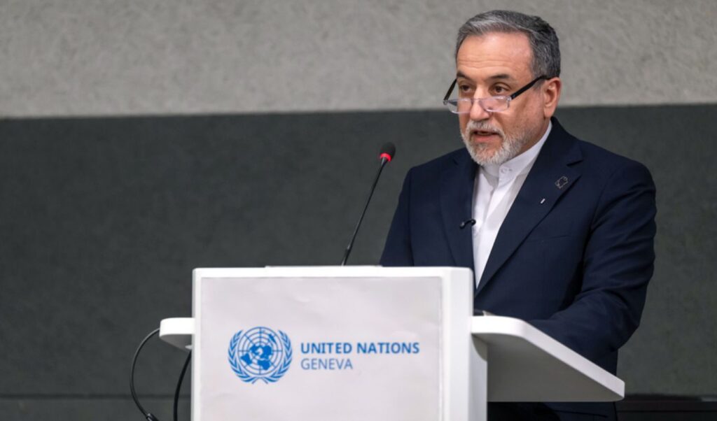 Araghchi: “Mojtaba Khamenei is alive and well” – Strait of Hormuz closed only to US and allies