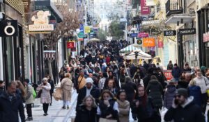 Countdown to minimum wage increase: Target of €950 by 2027