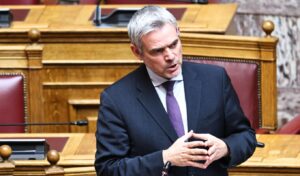 Greece raises minimum wage to €920: Focus on worker income boost