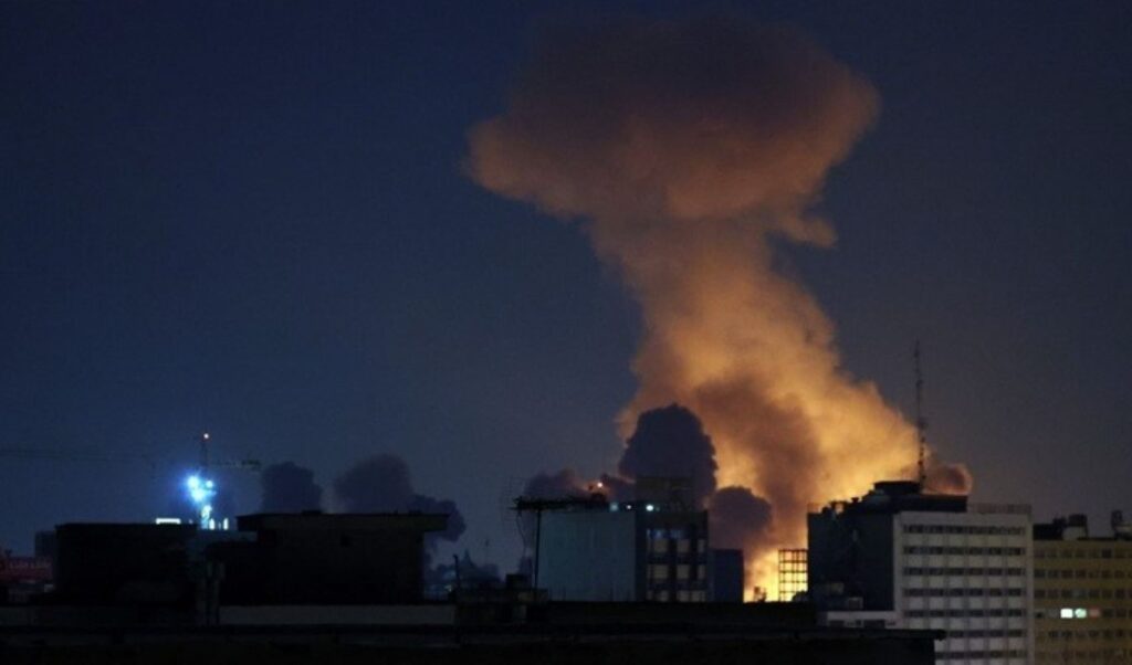 Middle East war escalates: Iran strikes Gulf states and Israel