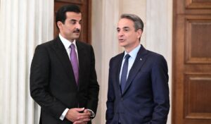 Kyriakos Mitsotakis discusses Middle East crisis with Qatar’s emir