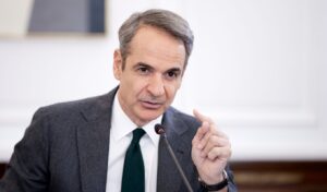 Mitsotakis convenes National Security Council over Middle East war