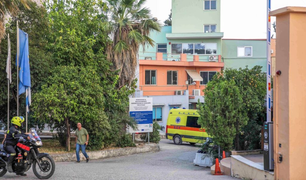 Patras: 8-month-old baby fights infection after abuse injuries