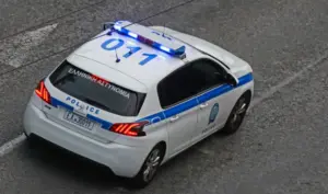 Exarchia explosion: Gas canisters blast at apartment building entrance