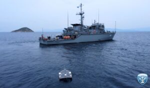Greek Navy conducts first innovation exercise with drones in Saronic Gulf