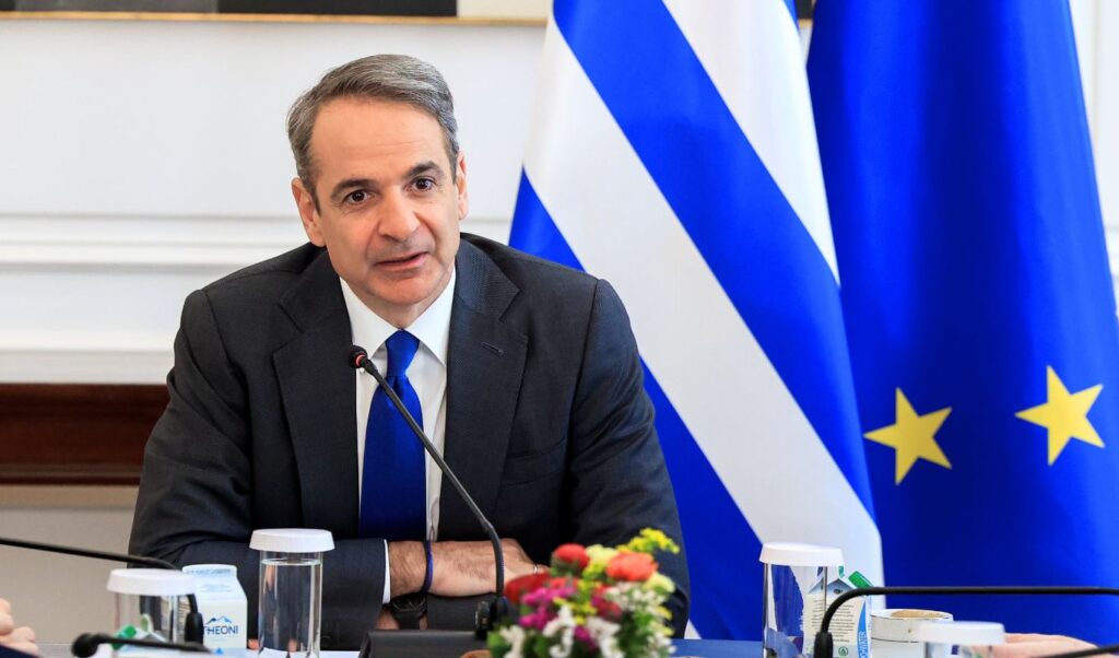 Mitsotakis to address Parliament at 11am on Middle East crisis