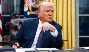 WSJ: Trump willing to end war without reopening Strait of Hormuz