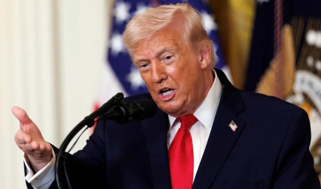 Trump threatens to postpone China visit if Beijing won’t help open Strait of Hormuz