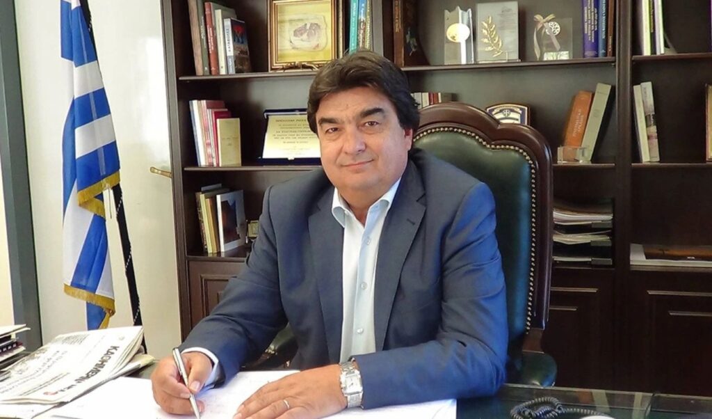 Greek Parliament: Vangelis Giannakoyras sworn in as PASOK MP