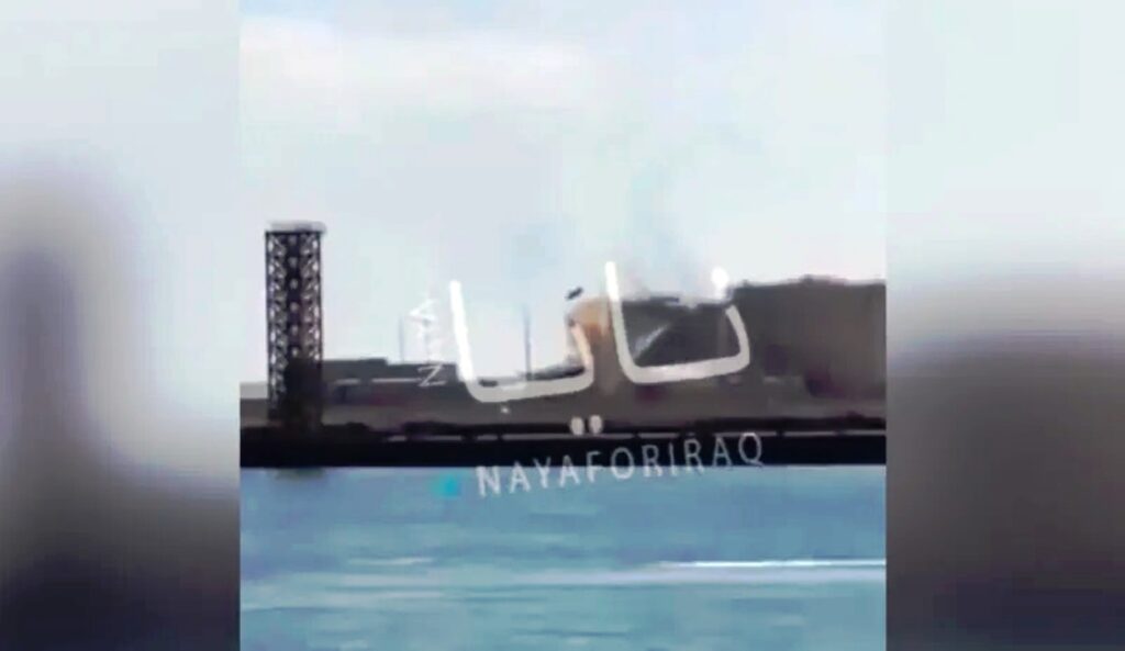 Drone strikes Oman port causing fuel tank explosions – Tehran denies involvement