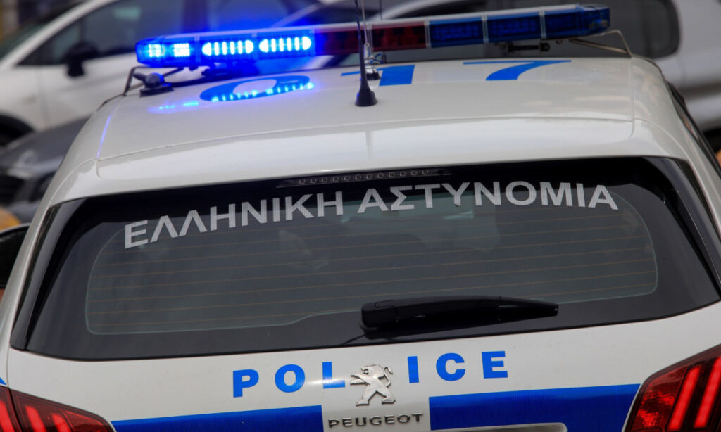 Shock in Greek village: 13-year-old boys threaten teen girls with knife