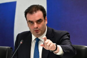 Pierrakakis: “Greece changes from deficits to surpluses, returning €500m to society”