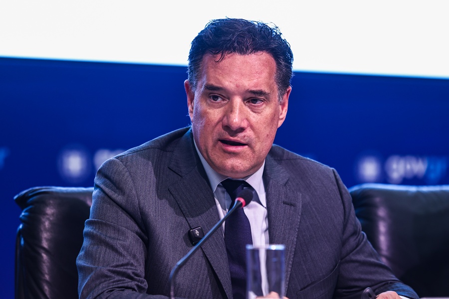 apagoreysi-social-media-gia-anhlikous6929695