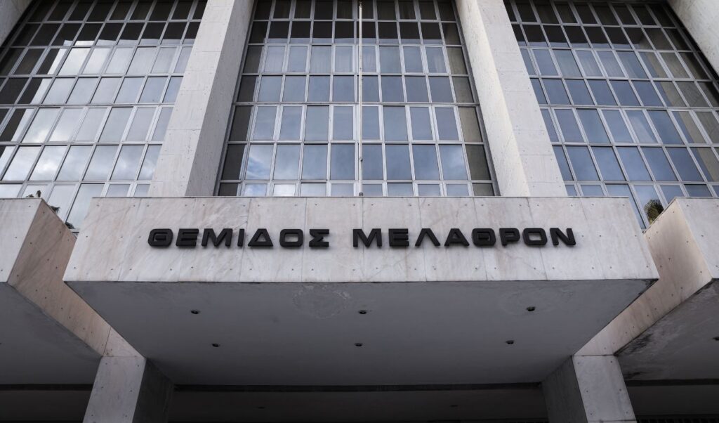 Supreme Court denies judge resignation reports over Tempe trial