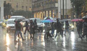 Storm “Erminio” unleashes fury on Athens: When the worst weather will hit