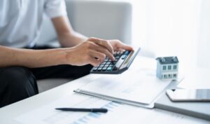 Triple rent rebate for 50,000 doctors, nurses and teachers