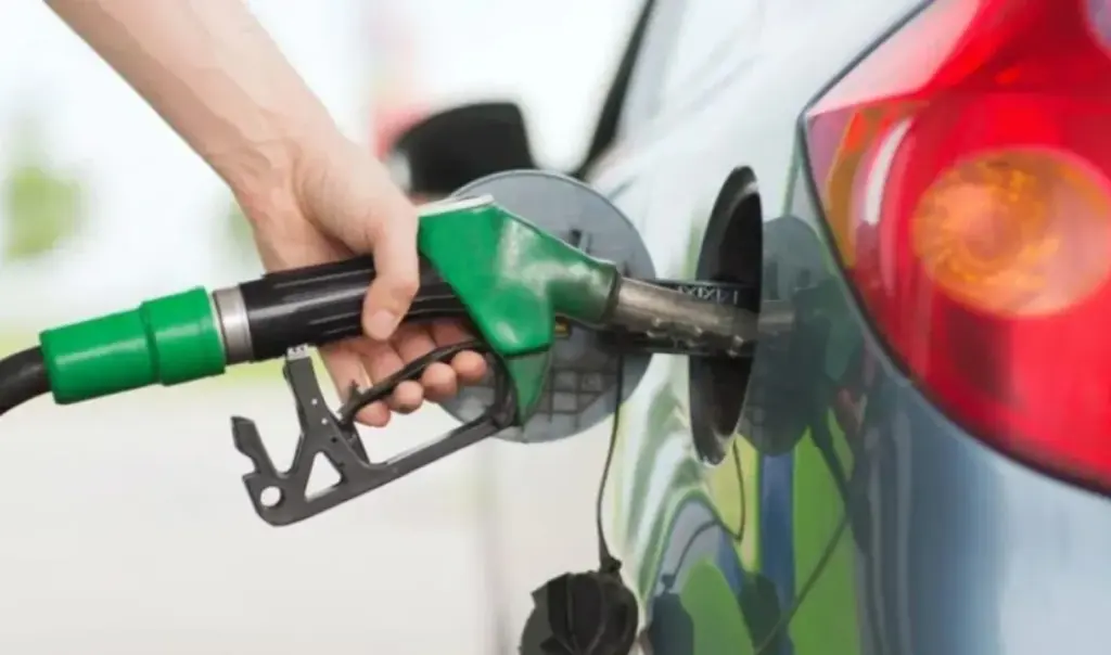 Fuel Pass opens Easter Monday: Who gets up to €60 and when