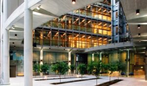 Santander raises GEK TERNA price target to €53 per share