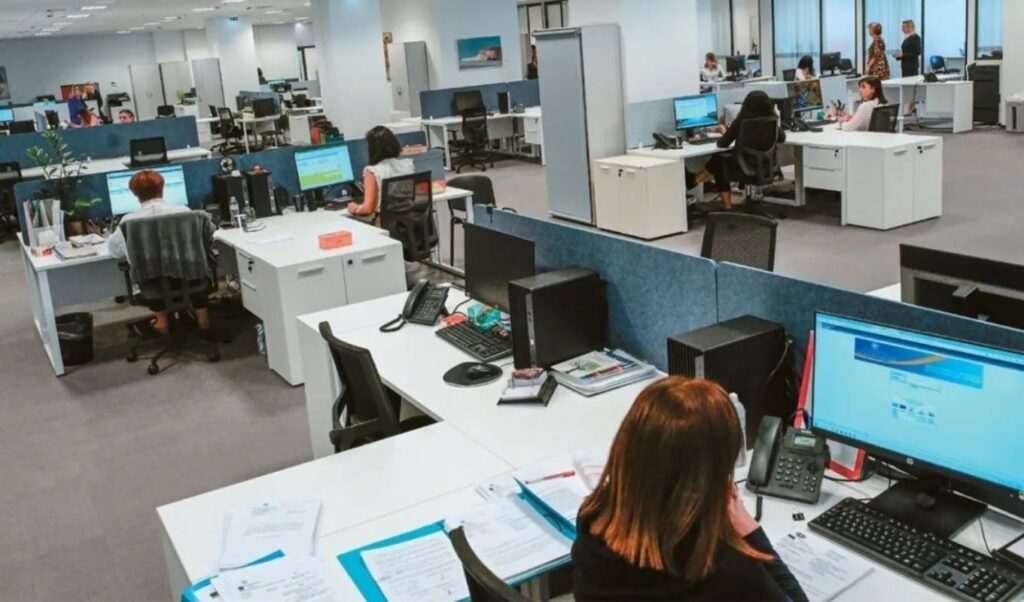 Minimum wage increase: What businesses must do by end of April