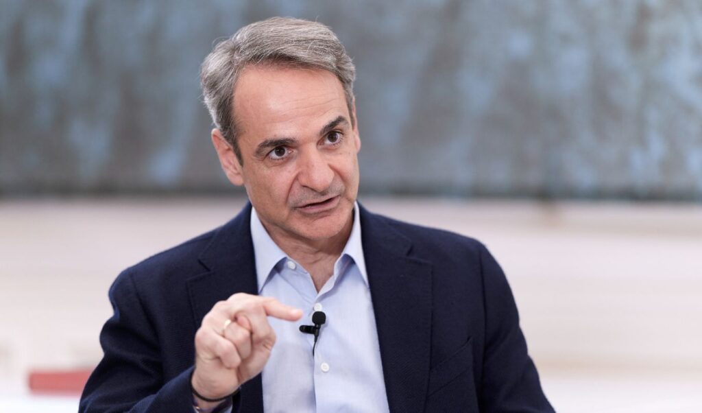 Greek PM Mitsotakis responds to political attacks with constitutional reforms