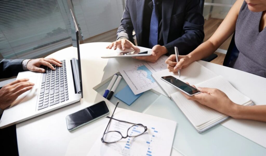 New public sector salaries: Extra €40 monthly from April 1st