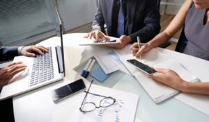 New public sector salaries: Extra €40 monthly from April 1st