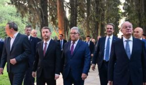 Easter 2026: Greek political leaders celebrate outside Athens