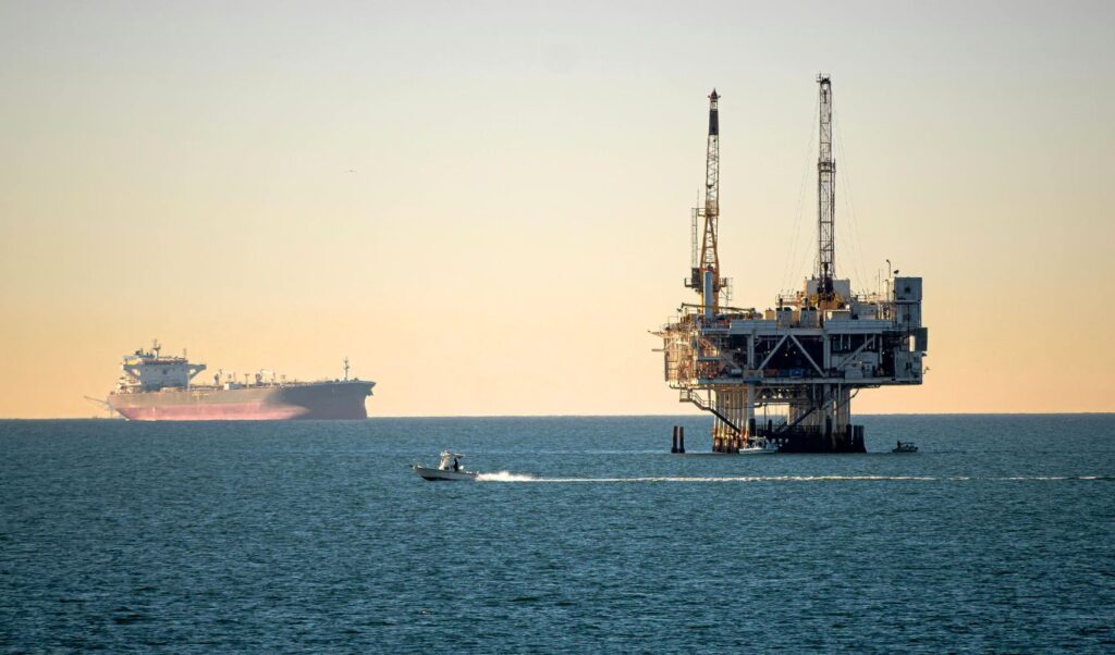 Oil prices surge: Brent crude breaks $110 barrier, heading to new highs