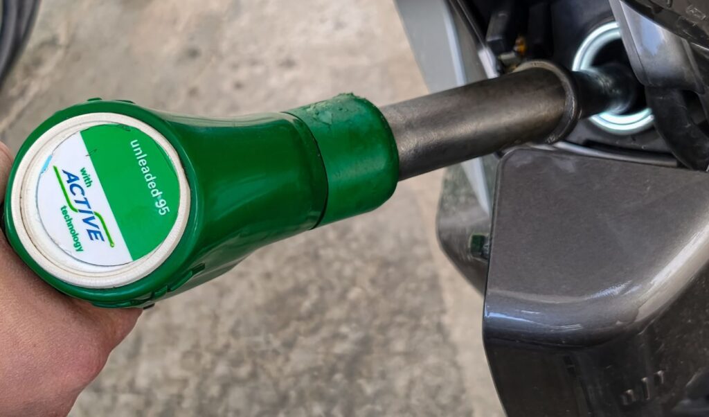 Oil prices surge after Trump’s new threat to Iran