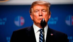 Trump’s stark warning to Iran: “We’re loading ships with best weapons”