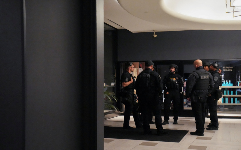 trump-antapokrites-leukos-oikos-deipno-pyrobolismoi_7_