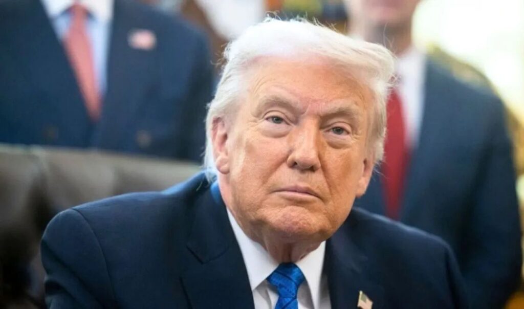 Trump extends Iran ceasefire amid Strait of Hormuz blockade