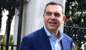 Tsipras announces new party for September without compromises