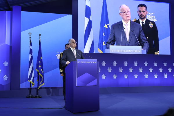 Tasoulas: The risk of Western fragmentation must be avoided