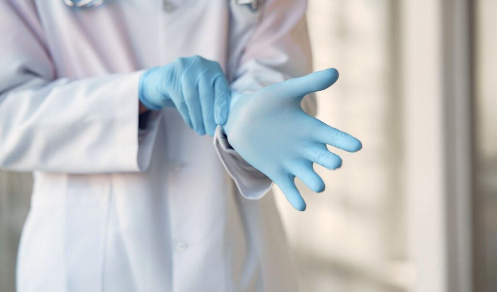 Doctor caught demanding bribe on video: “I want a good retirement”