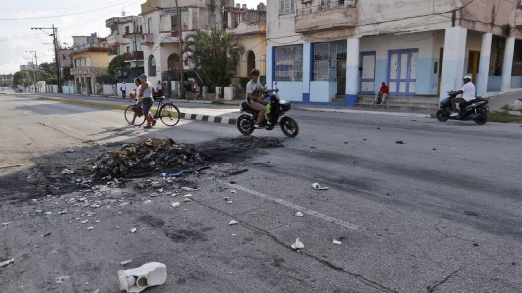 CNN: Cuba calls on citizens to prepare for US attack