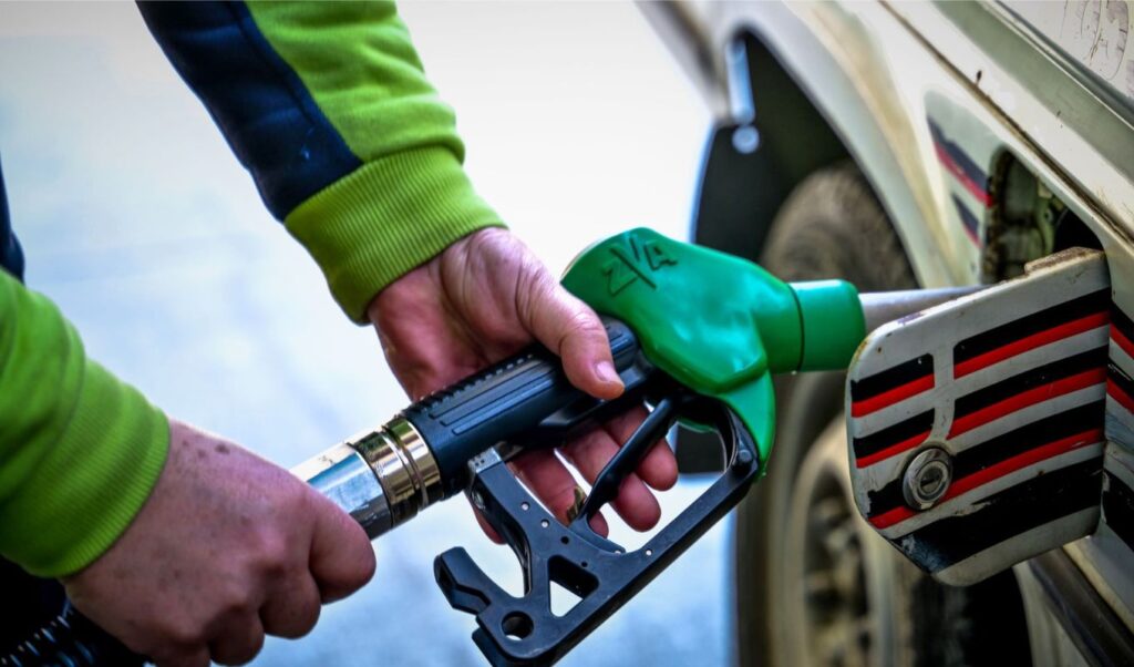 Fuel prices soar as unleaded gasoline nears €2.12 per liter