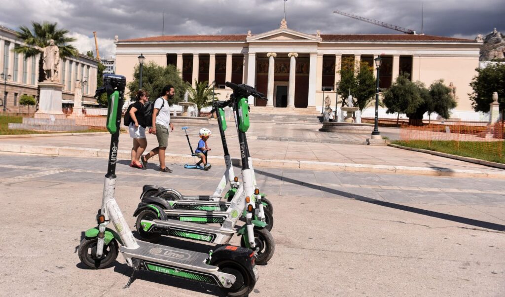 Electric scooters: Major spike in traffic accidents across Greece and Europe