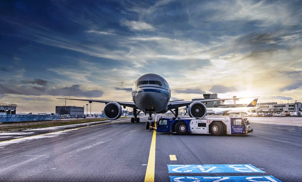 Aviation fuel crisis threatens Europe: Flight cancellations and expensive holidays ahead