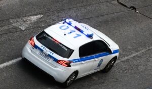 Wild police chase from Kolonos to Rentis ends in arrest