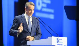 Kyriakos Mitsotakis unveils transport revolution plan